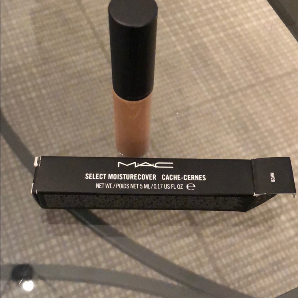 Select moisture cover